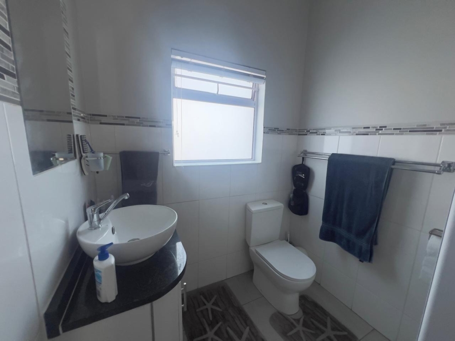 2 Bedroom Property for Sale in Vredenburg Western Cape